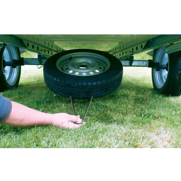 Camp-let Ersatzrad 13 Zoll Stahlfelge Mit Halter 1 Camp-let Ersatzrad 13 Zoll Stahlfelge Mit Halter