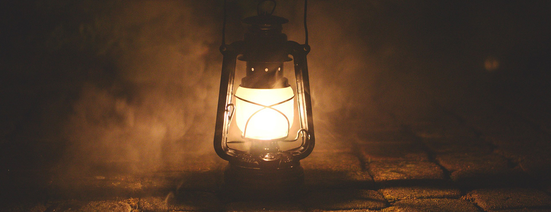 Campingausrüstung 2 Campingausrüstung -Campingausrüstung lamp 2903830 1920